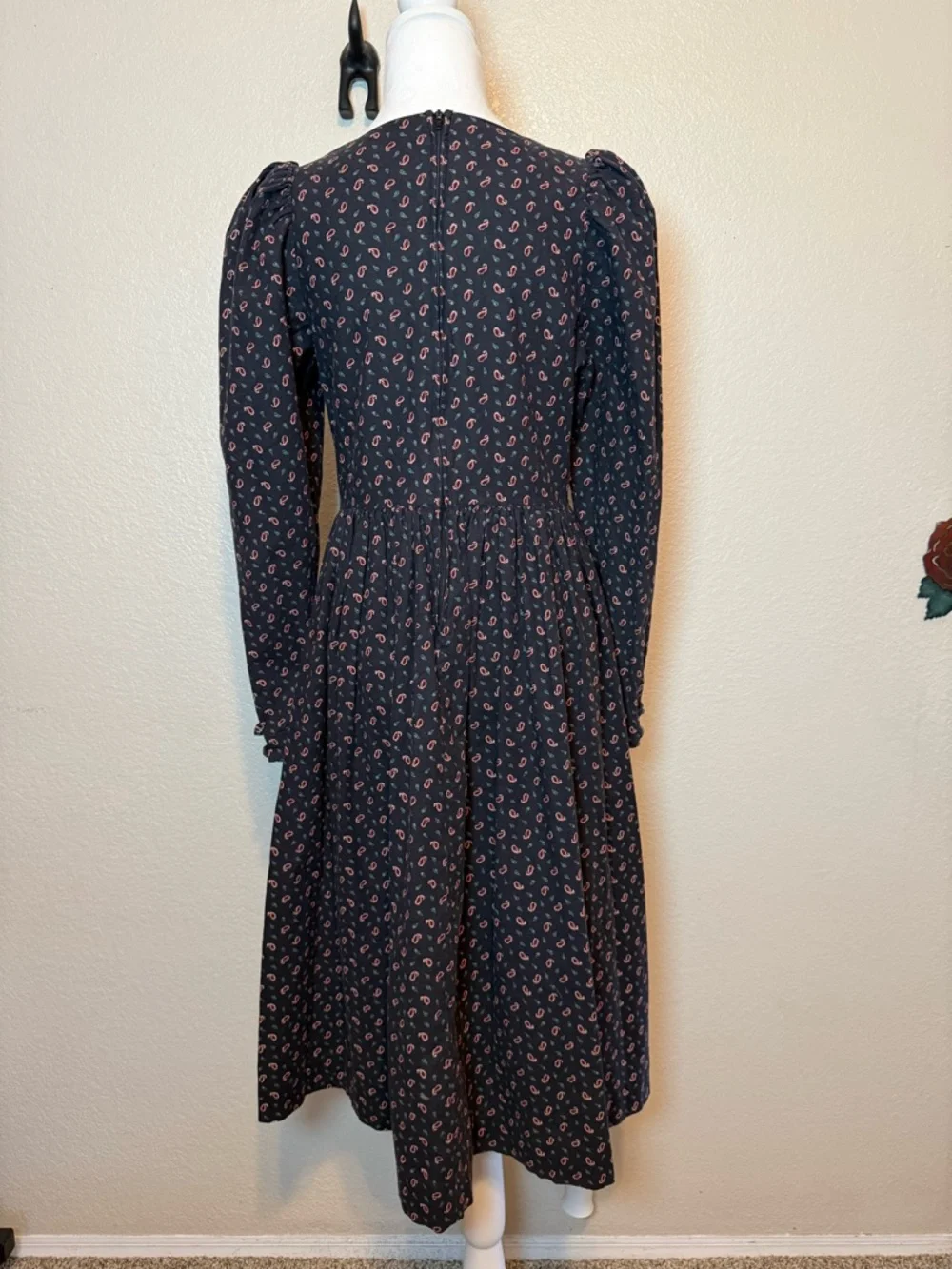 Vintage 1980’s Laura Ashley Paisley Print Prairie Dress Blue Size 12 - Picture 9 of 16